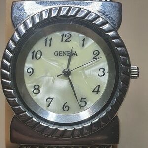 10/$20 Geneva Silver/Mop/Green Western Style Women's Cuff Watch w/Boot Accents